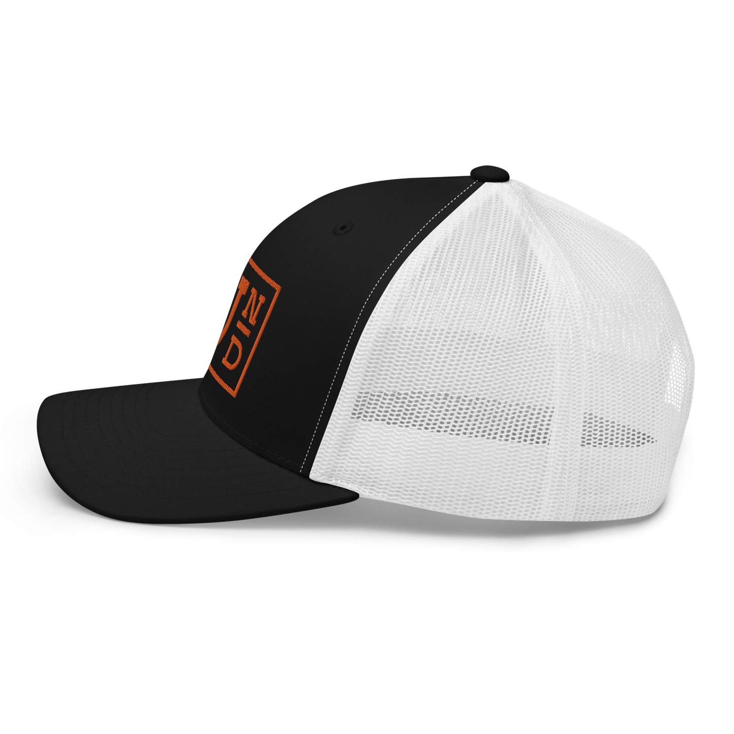 UND- Trucker Cap